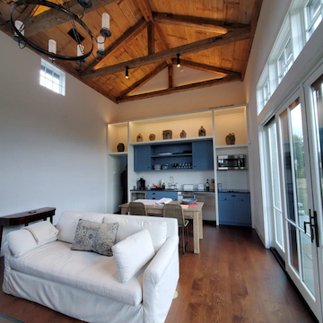 Private Guest House in Roxbury, CT image